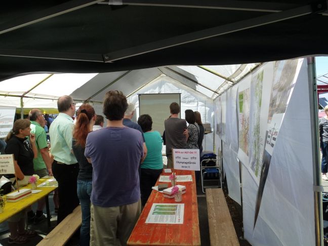 Info Film in "Dauerschleife" (auch auf dieser Homepage)